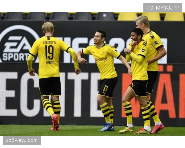 多特蒙德青训体系再受国际赞誉,未来新星表现突出引发广泛关注 多特蒙德青训体系再受国际赞誉,未来新星表现突出引发广泛关注