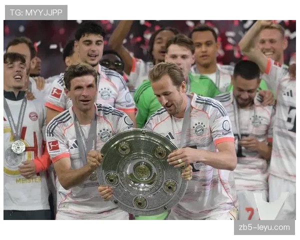 拜仁慕尼黑更衣室氛围回暖，全队团结一致迎战新赛季