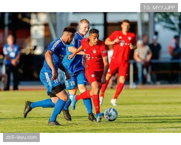 匈牙利中场强势掌控节奏,球队逆转表现引关注 匈牙利中场强势掌控节奏,球队逆转表现引关注